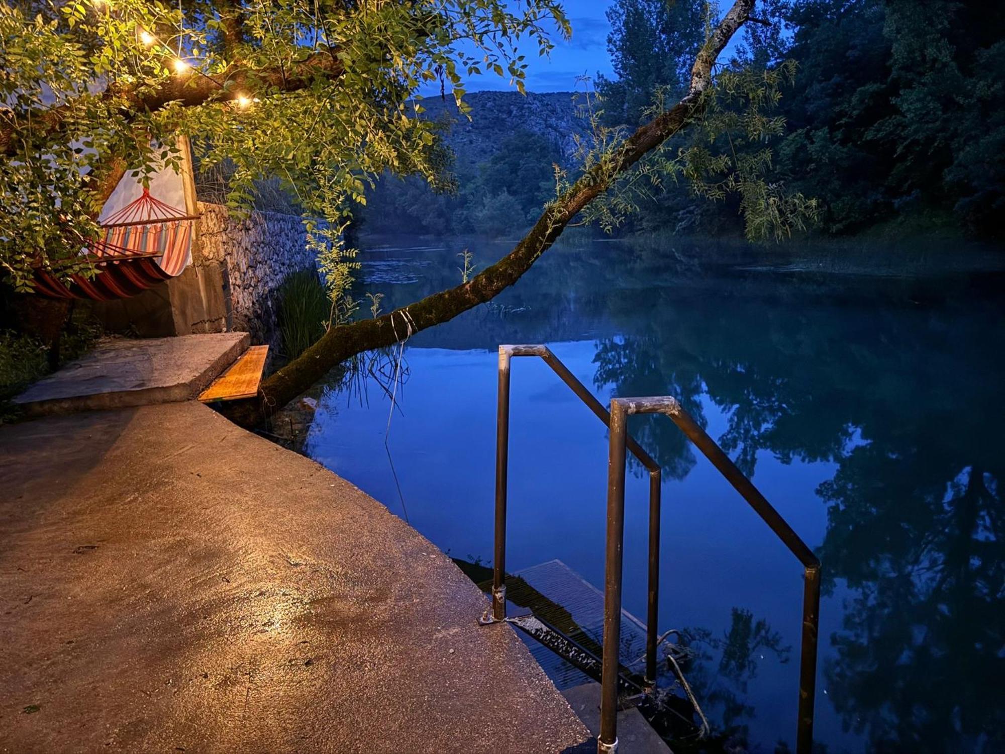 House On The River Blagaj Extérieur photo